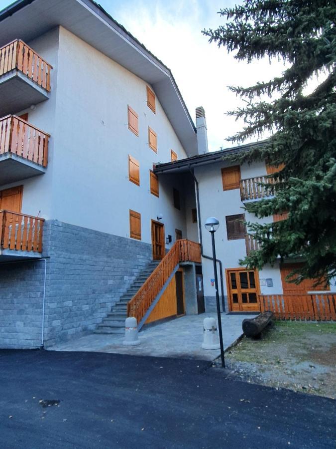 La Casa Di Matilde - Trilocale Vicinissimo Alle Piste Da Sci Ла Туил Екстериор снимка
